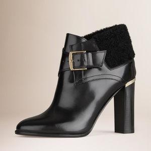 *SOLD* NWT- "Selena" Shearling Leather Ankle Boots